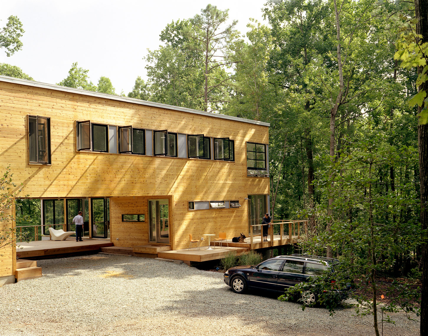 97-Roger_Davies_Dwell_exterior_1